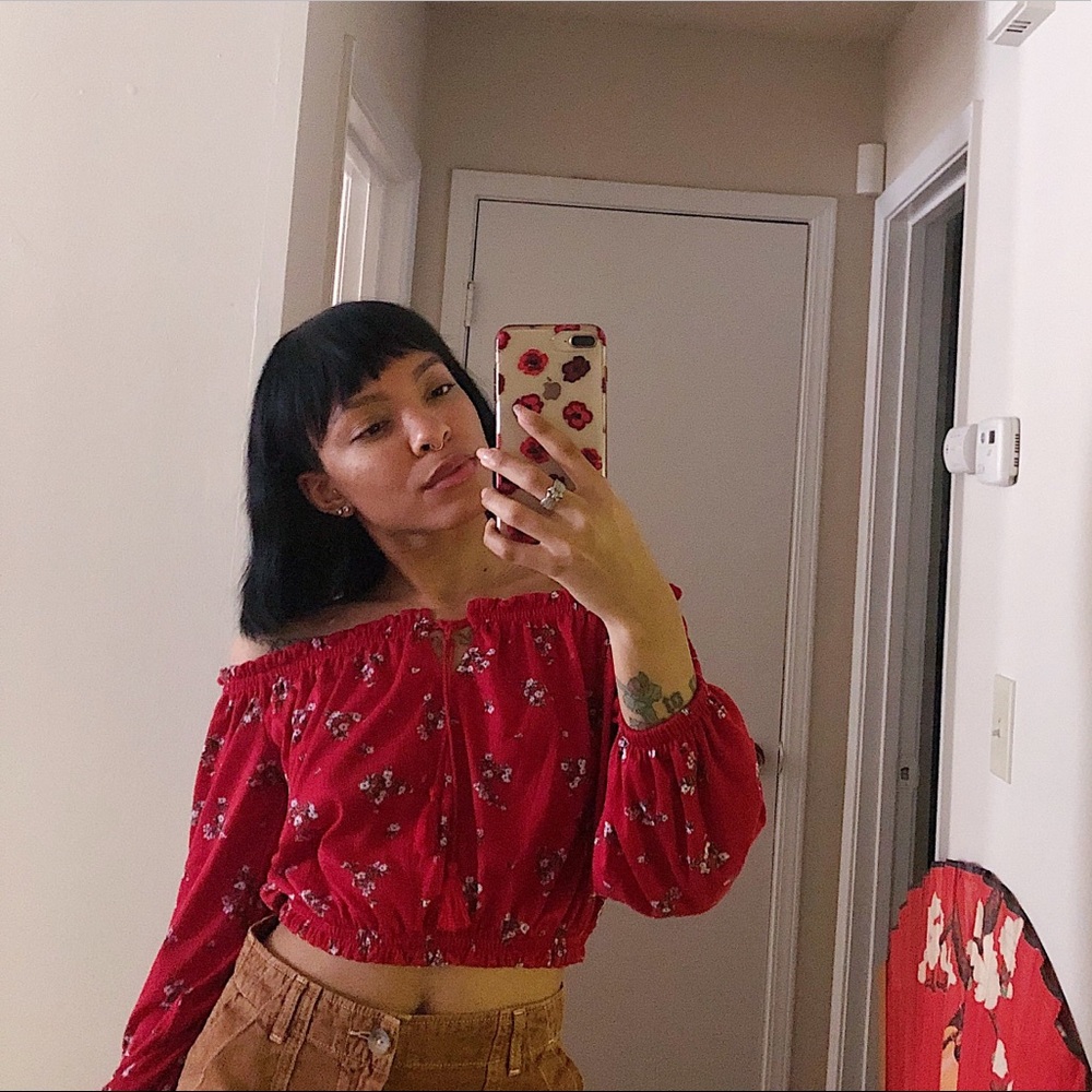 H&M red floral boho print crop top